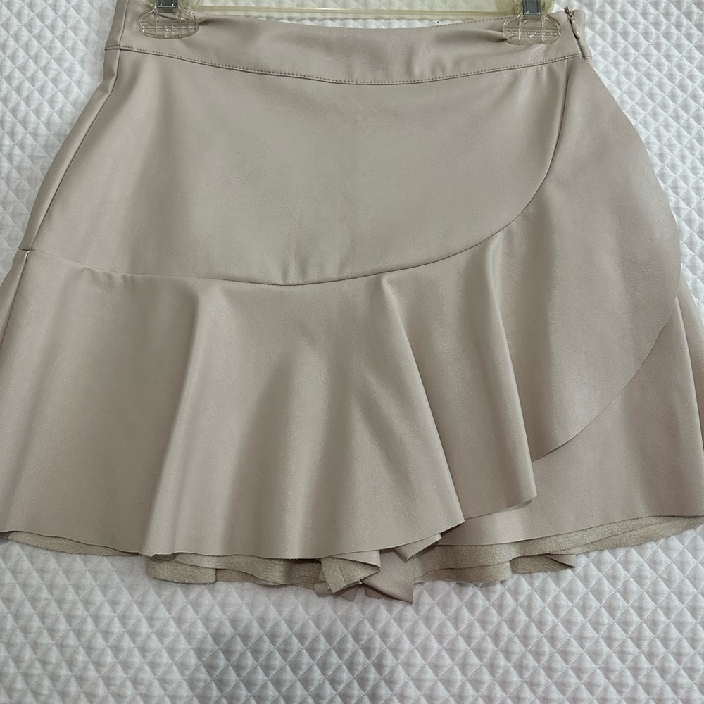 DO+BE skirt